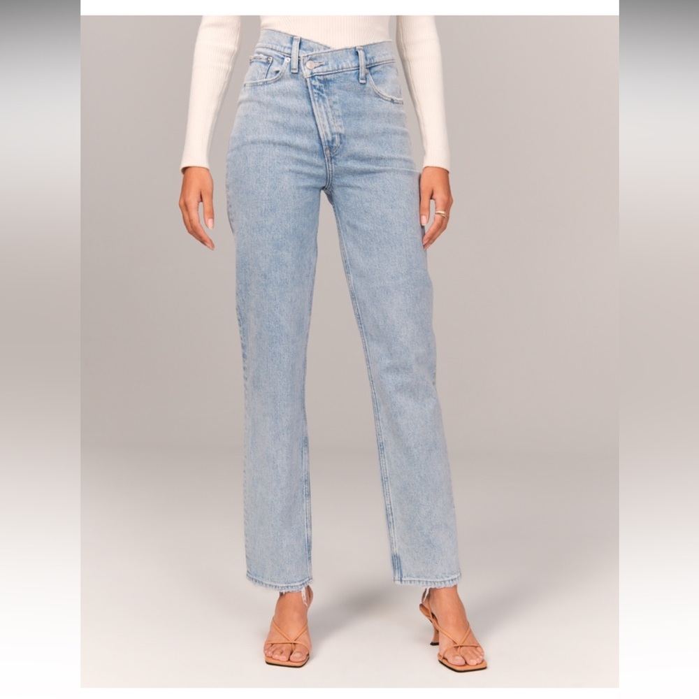 Abercrombie ultra high rise 90s straight jeans criss cross waist 23 / 000 short